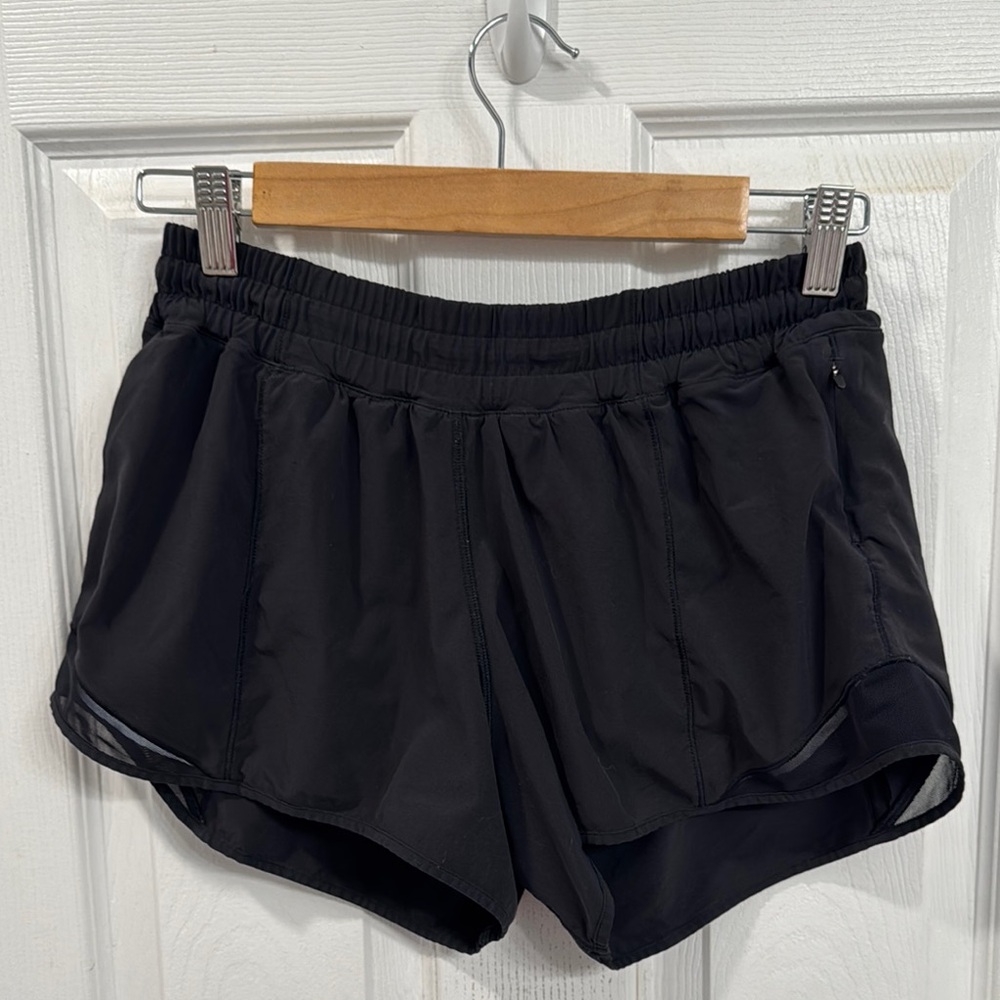 Lululemon hotty hot black shorts. Size 8. EUC